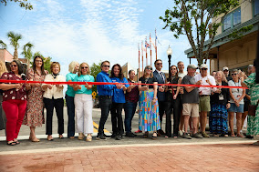 Mayor Reeves at a ribbon-cutting